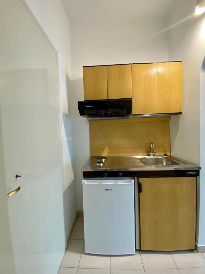Maria Studios Agia Marina  Luaran gambar